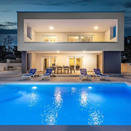 & Blue By Interhome * ماسلينتسا