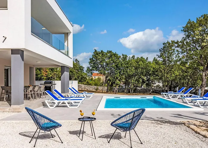 & Blue By Interhome Vila