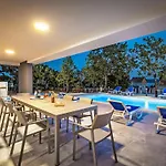 & Blue By Interhome * Maslenica