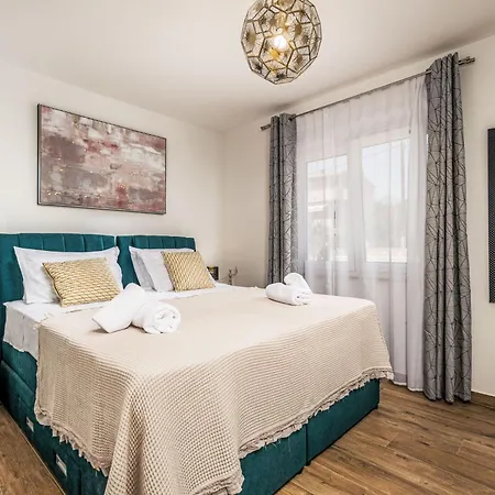 & Blue By Interhome Villa *