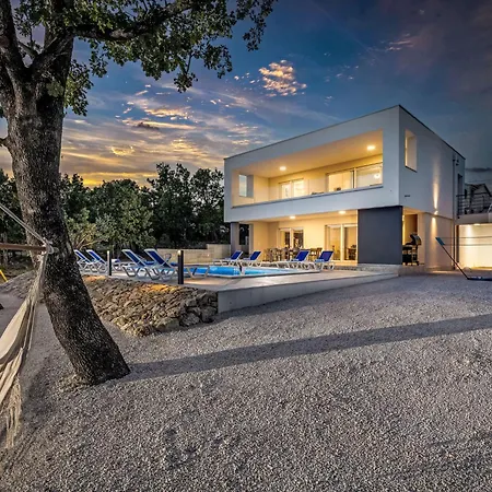 ヴィラ & Blue By Interhome *