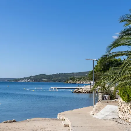 & Blue By Interhome Villa Maslenica