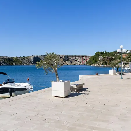 & Blue By Interhome ヴィラ