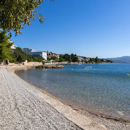 & Blue By Interhome *