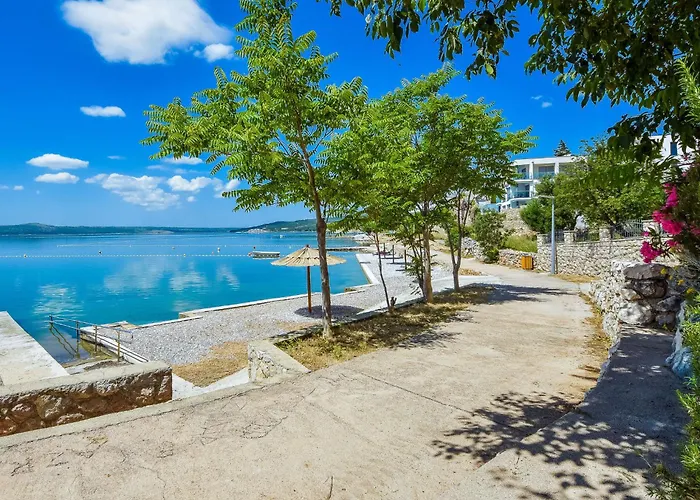 & Blue By Interhome Villa Maslenica