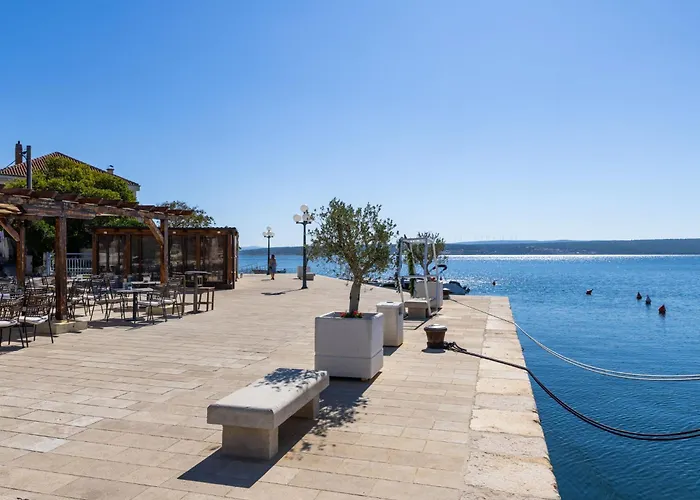 Villa & Blue By Interhome